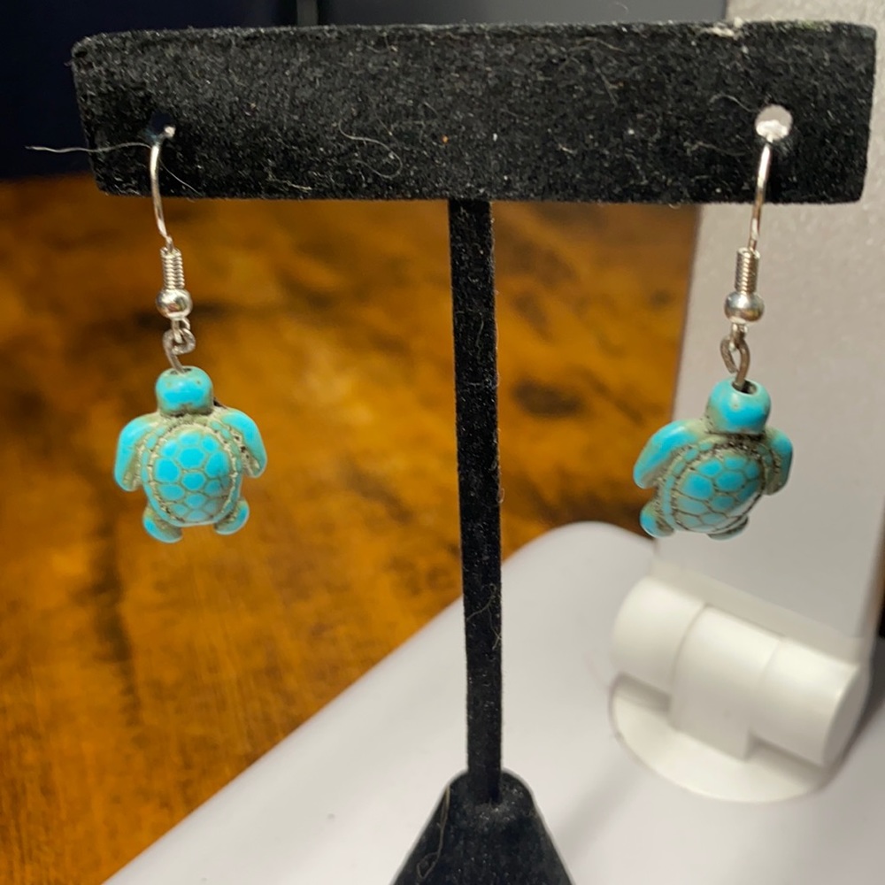 Sea turtle earrings